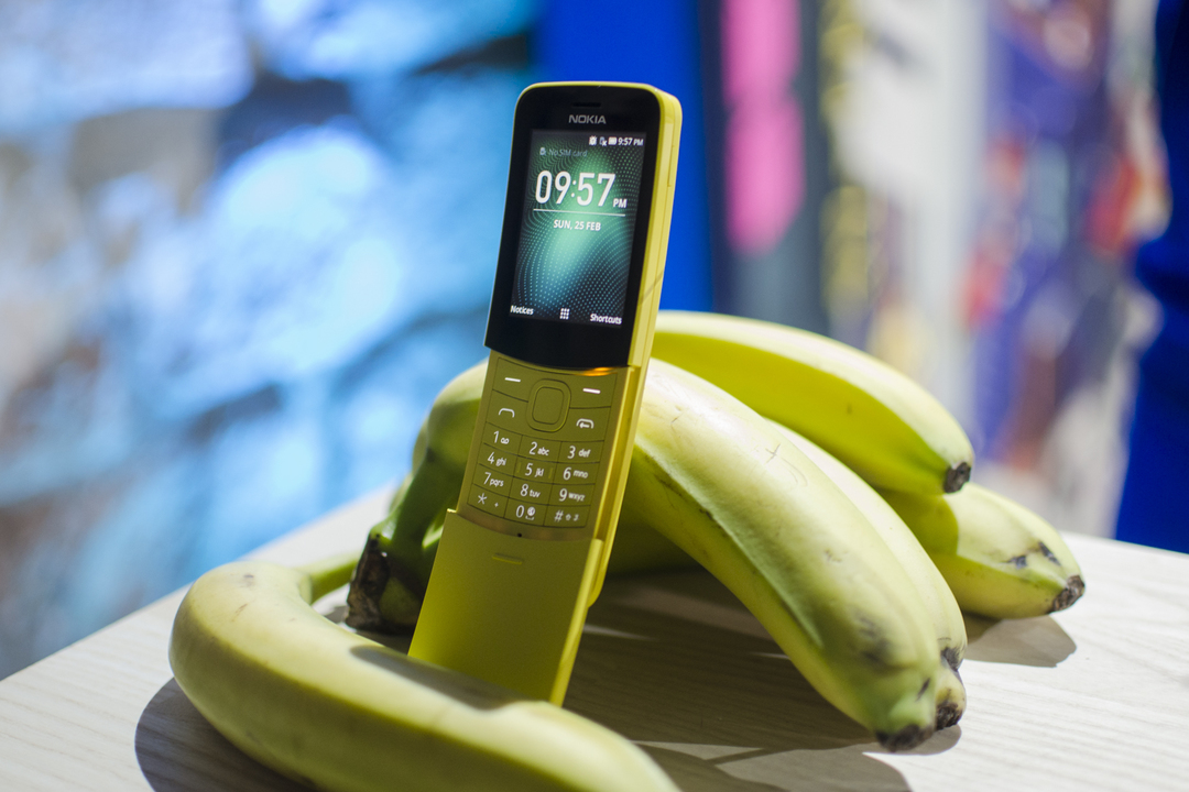 Nokia 8110 Banana Phone Launched. Reviews, Prices & Specifications.